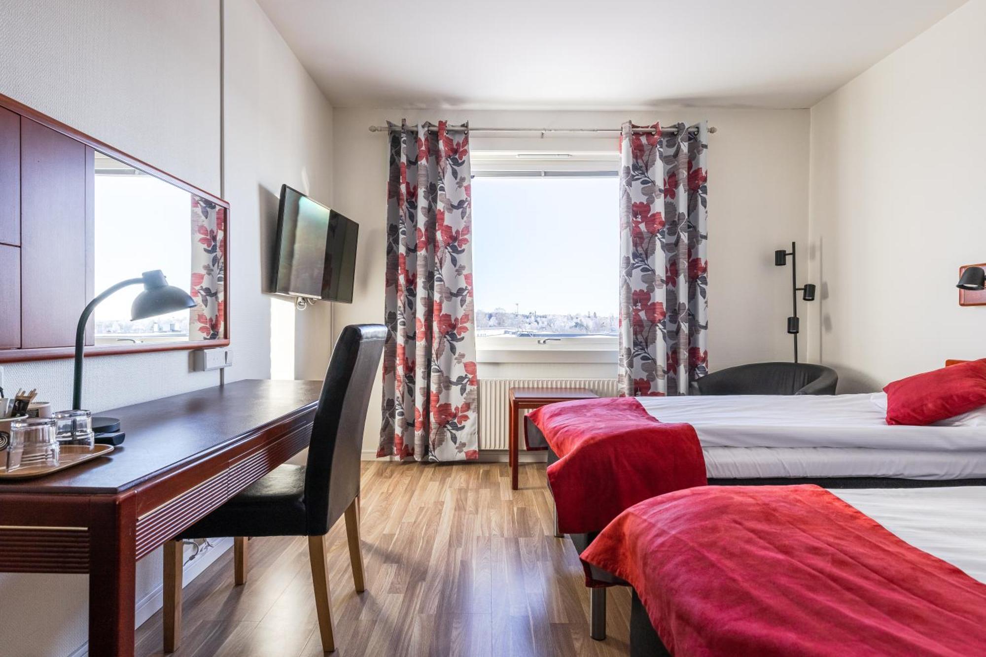 Hotell Kung Goesta By First โมรา ภายนอก รูปภาพ