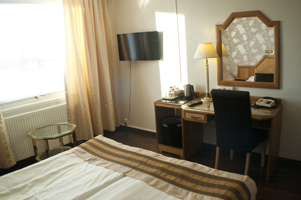 Hotell Kung Goesta By First โมรา ภายนอก รูปภาพ