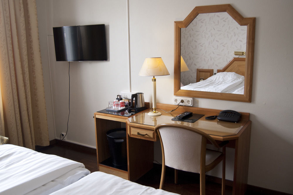 Hotell Kung Goesta By First โมรา ภายนอก รูปภาพ